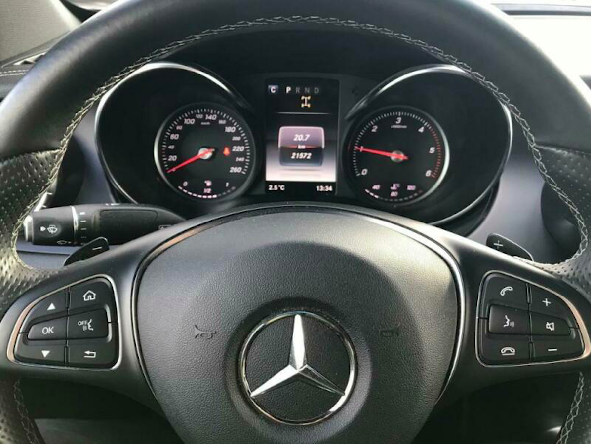 Mercedes - Benz X 350d 4matic 7G-tronic | super cena | předváděcí auto | skladem | přímo od autorizovaného prodejce | bílá metalíza | online prodej | autoibuy.com